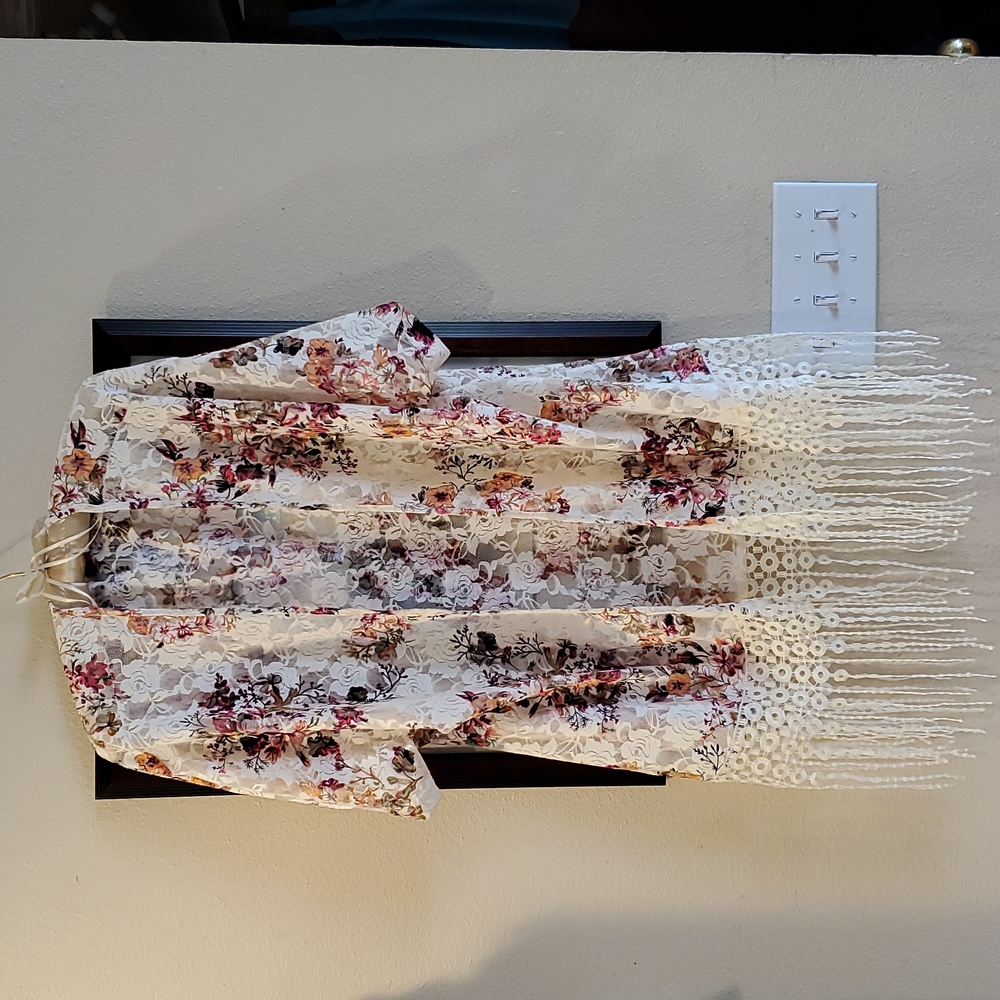 Sweet Rain Fringed Lace & Velvet Flowered Kimono